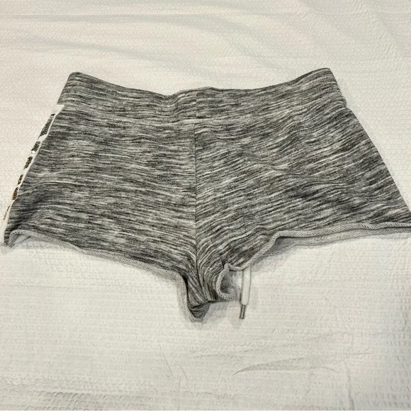 PINK VS sequin SHIMMER SHORTS women medium - Picture 5 of 6